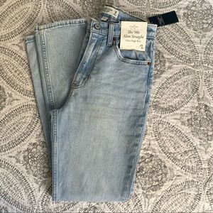 Abercrombie Fitch Curve Love the 90’s slim straight jean